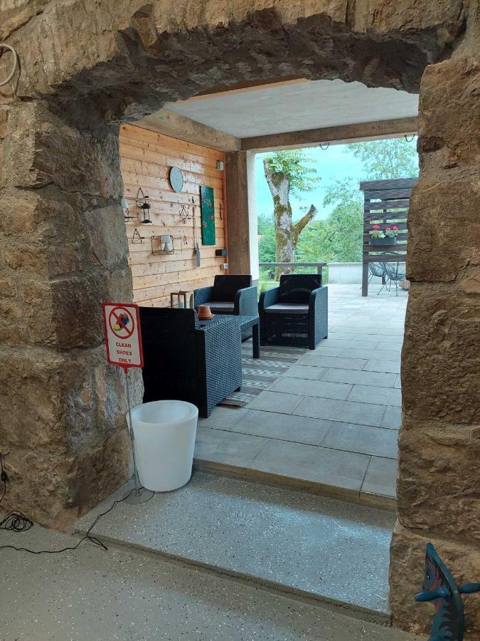 شقة Apartman Hana Drežnik Grad المظهر الخارجي الصورة