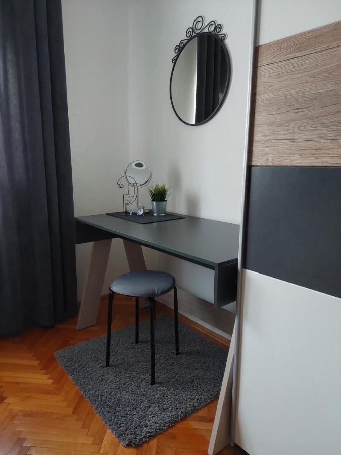 شقة Apartman Hana Drežnik Grad المظهر الخارجي الصورة