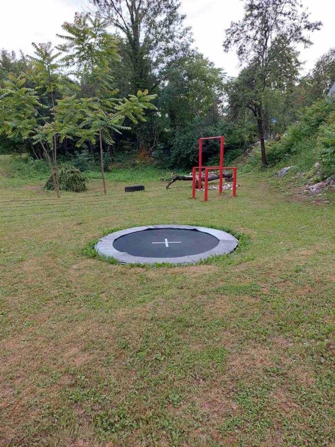 شقة Apartman Hana Drežnik Grad المظهر الخارجي الصورة